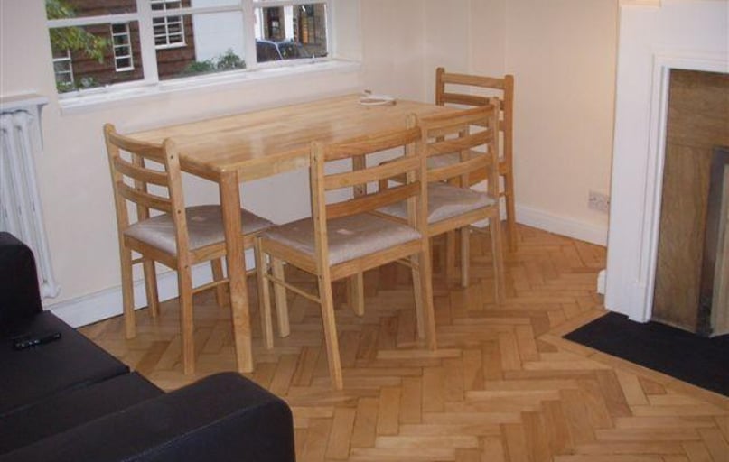 Hammersmith Road, Hammersmith, London - Image 1