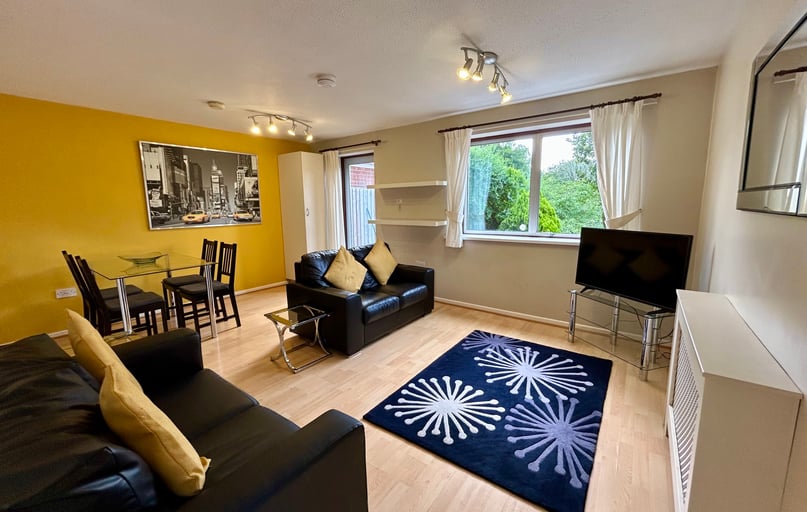 Sanctuary Close, St johns, Worcester - Image 1