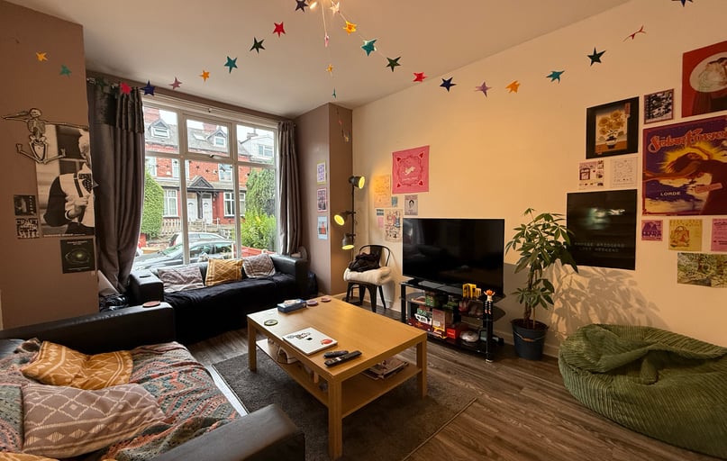 Brudenell View, Hyde Park, Leeds - Image 1