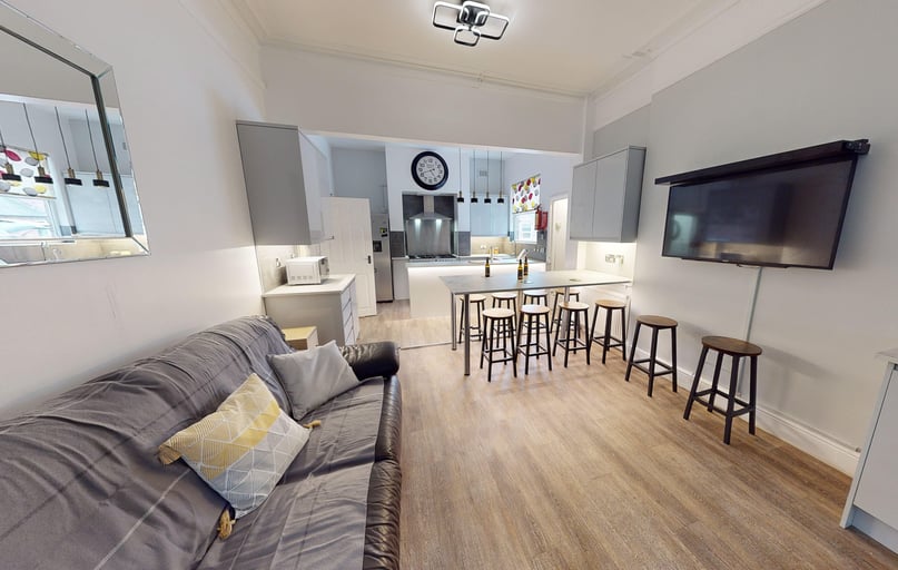 Albert Grove, Lenton, Nottingham - Image 1