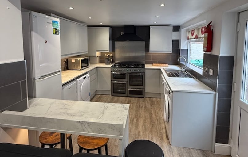 Rothesay Avenue, Lenton, Nottingham - Image 1