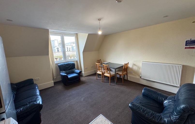 11 Whitehall Street, City centre, Dundee - Image 1