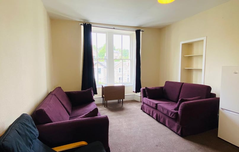 1 Rustic Place, Near university, Dundee - Image 1