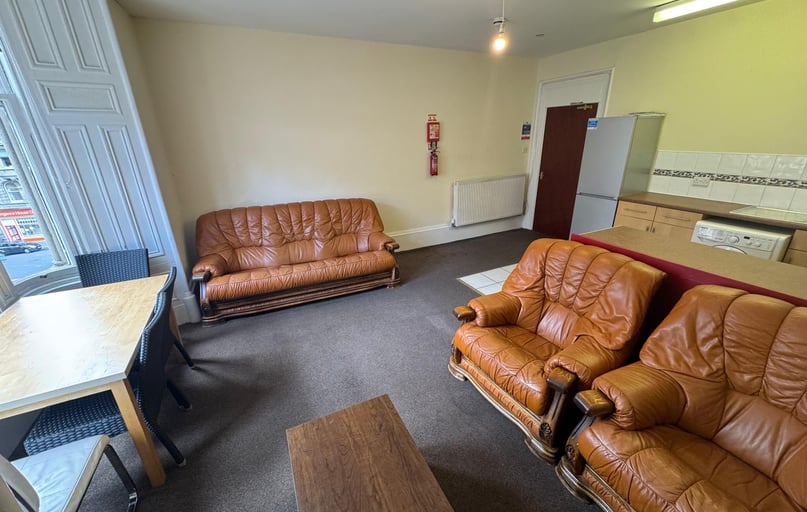 11 Whitehall Street, City centre, Dundee - Image 1