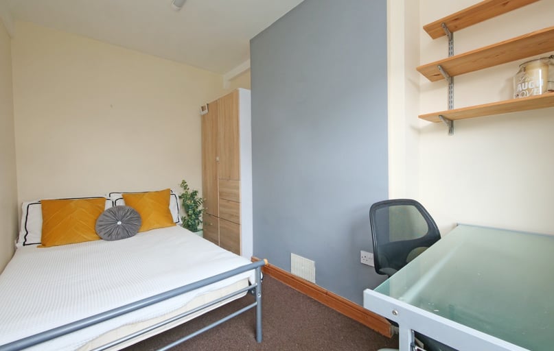 Etty Avenue, Layerthorpe, York - Image 1