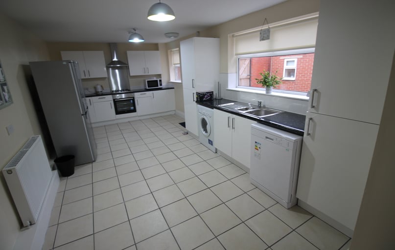 Brighton Grove, Arthurs Hill, Newcastle - Image 1