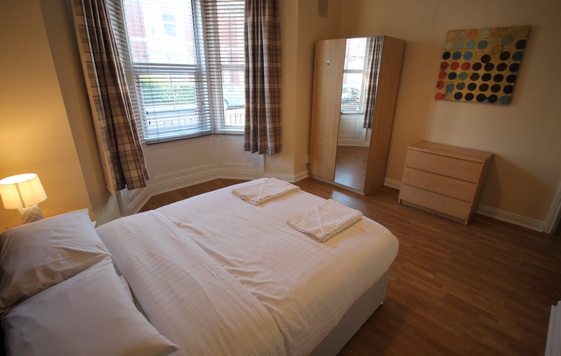 Myrtle Grove, Jesmond, Newcastle - Image 1