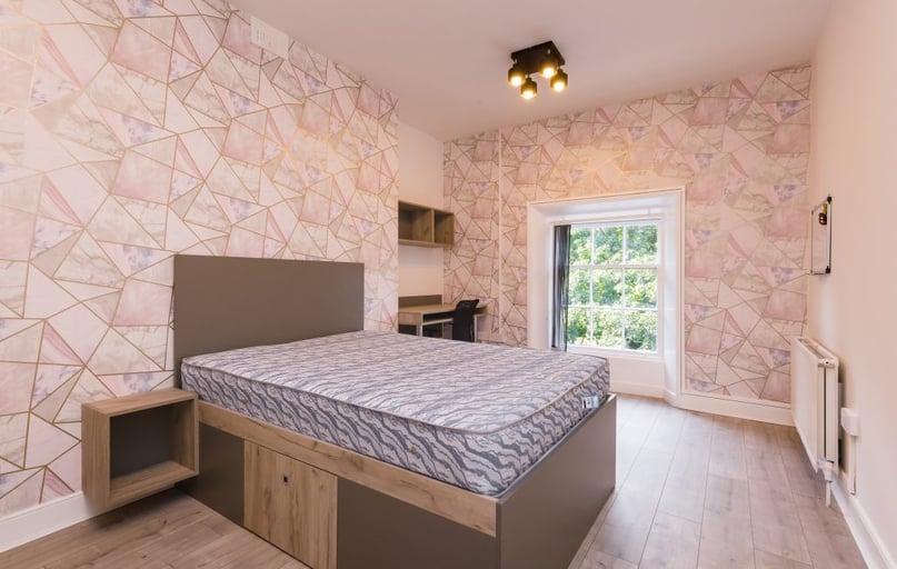 Leazes Terrace, Newcastle Upon Tyne, Newcastle - Image 1