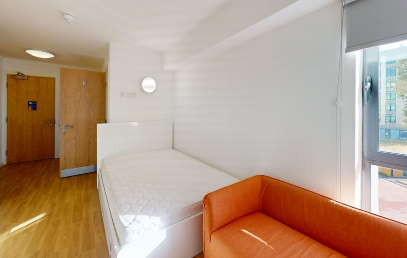 Pitt Street, Newcastle Upon Tyne, Newcastle - Image 1