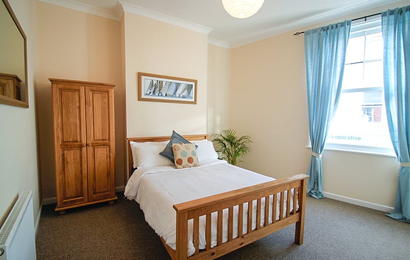 Devonport Road, Stoke, Plymouth - Image 1