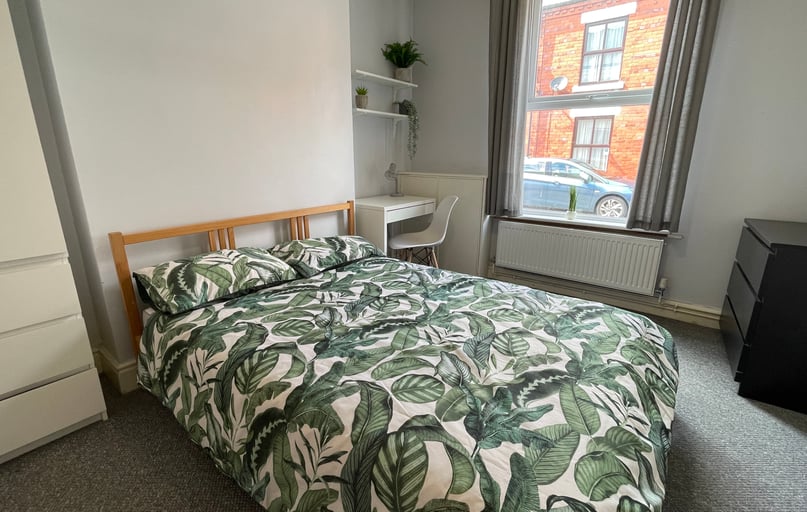 Vernon Road, Newton, Chester - Image 1