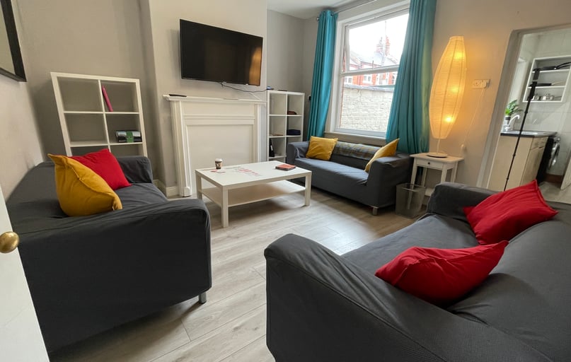 Bouverie Street, City Centre, Chester - Image 1