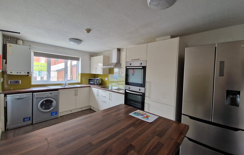 Russell  street, Arboretum, Nottingham - Image 1