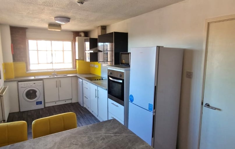 Gamble street, Near university, Nottingham - Image 1