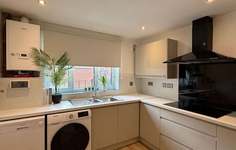 Russell street, Arboretum, Nottingham - Image 1