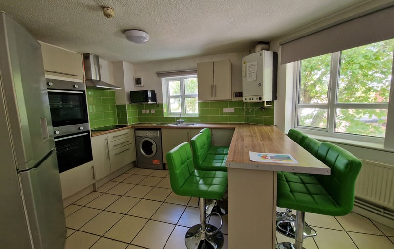 Russell street, Arboretum, Nottingham - Image 1