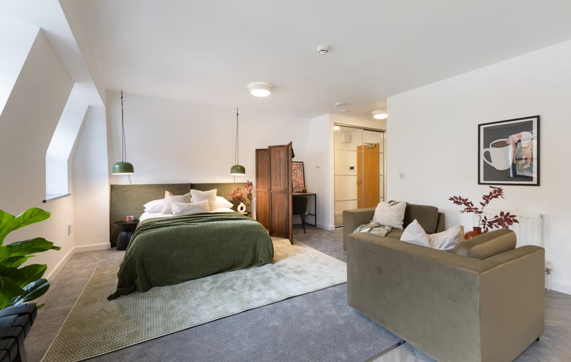 Cowley Bridge Road, St David's, Exeter - Image 1