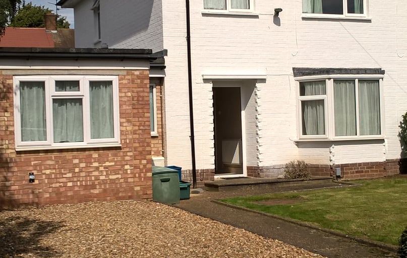 Bondfield Avenue, Kingsthorpe, Northampton - Image 1