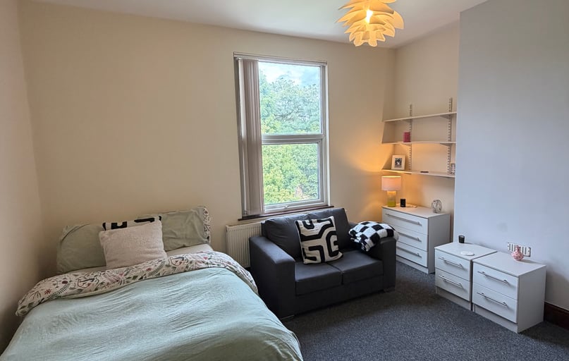 Richmond Grove, Ardwick, Manchester - Image 1