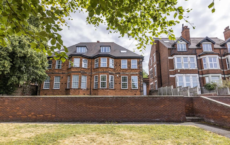Barrack Lane, Radford, Nottingham - Image 1
