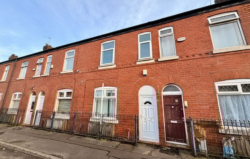 Norfolk Street, Charlestown, Salford - Image 1