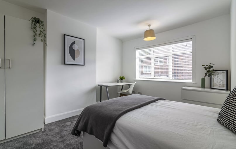 Derby Road, Lenton, Nottingham - Image 1