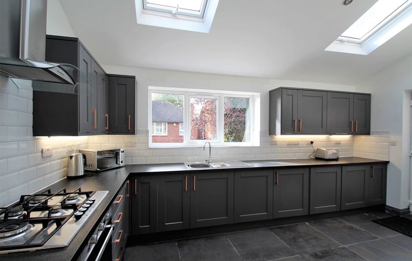 Harlaxton Drive, Lenton, Nottingham - Image 1