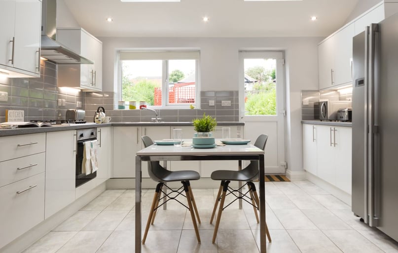 Lower Road, Lenton Abbey, Nottingham - Image 1