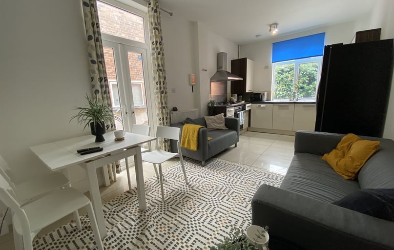 Harrington Drive, Lenton, Nottingham - Image 1