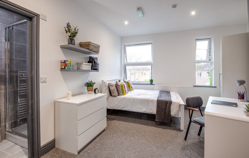 Grove Road, Lenton, Nottingham - Image 1