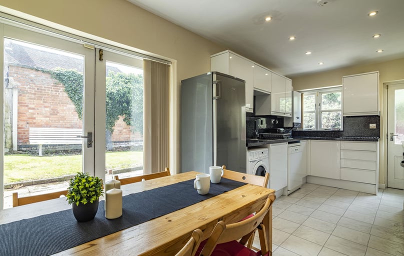 Hawton Crescent, Lenton, Nottingham - Image 1