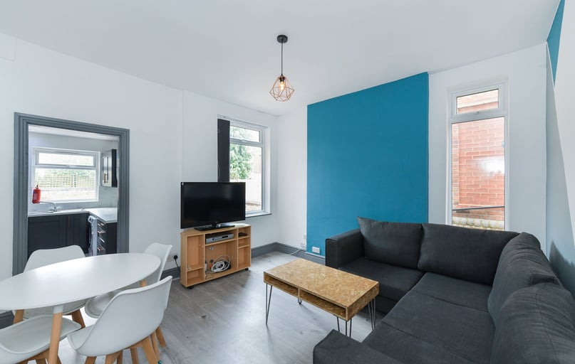 Gloucester Avenue, Lenton, Nottingham - Image 1