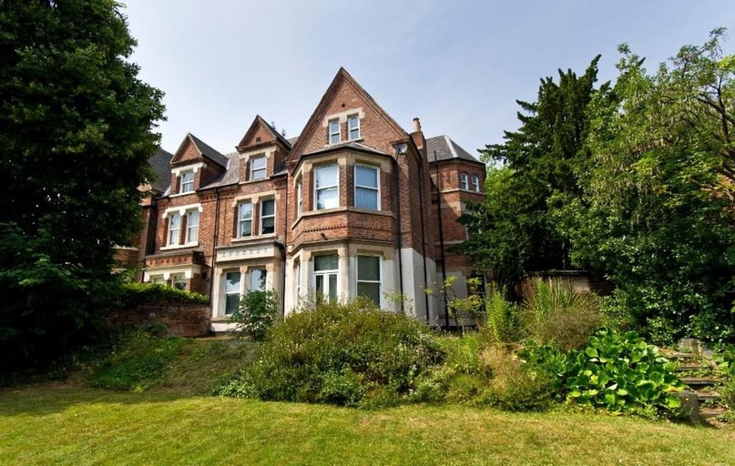 3 Clumber Crescent South, Lenton, Nottingham - Image 1