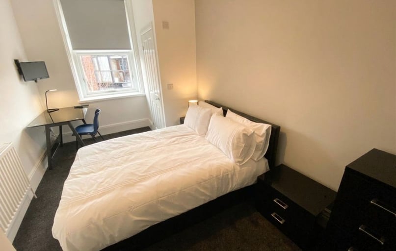 Salford, Seedley - Image 1