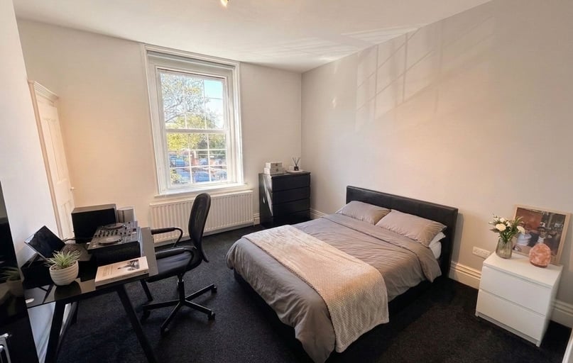 Salford, Seedley - Image 1