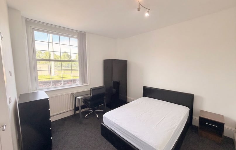 Salford, Seedley - Image 1