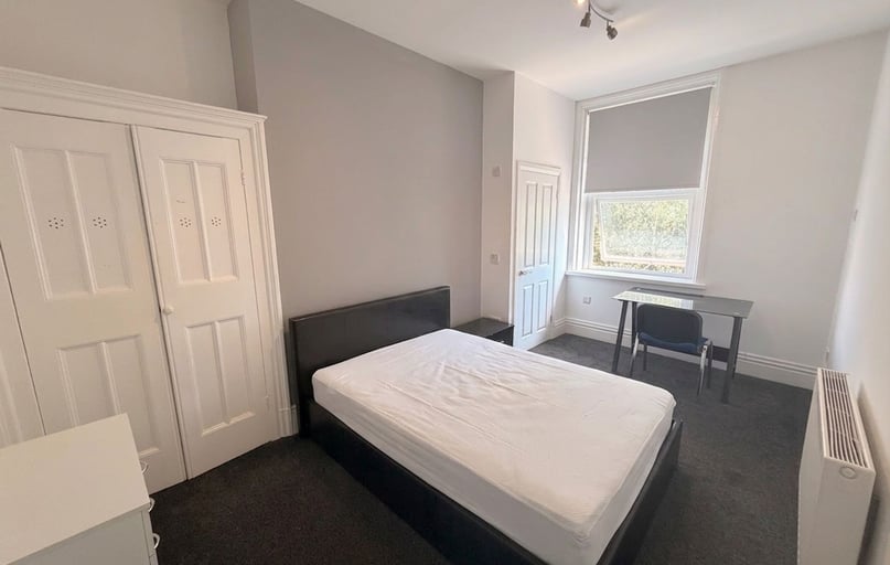 Salford, Seedley - Image 1