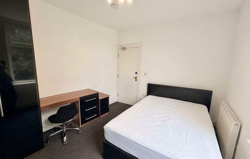 377 Lower Broughton Road, Charlestown, Salford - Image 1
