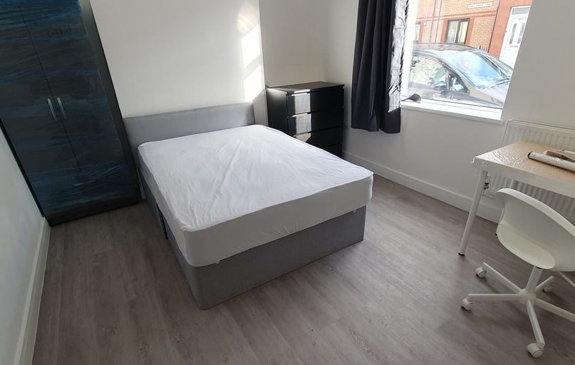 Pearl Street, Adamstown, Cardiff - Image 1