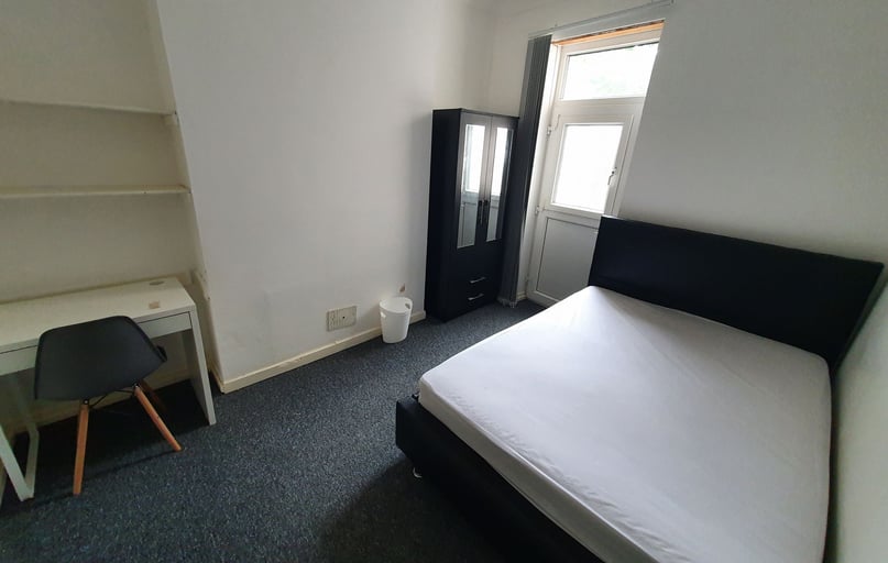 Mundy Place, Cathays, Cardiff - Image 1