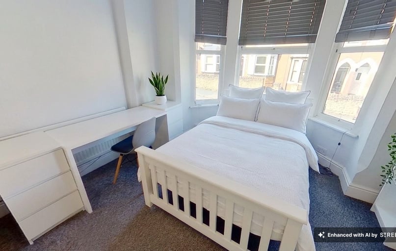 Balfour Road, Radford, Nottingham - Image 1