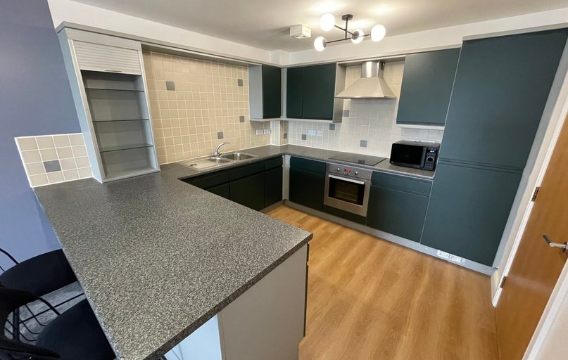 17 Riverside Drive, City Centre, Lincoln - Image 1