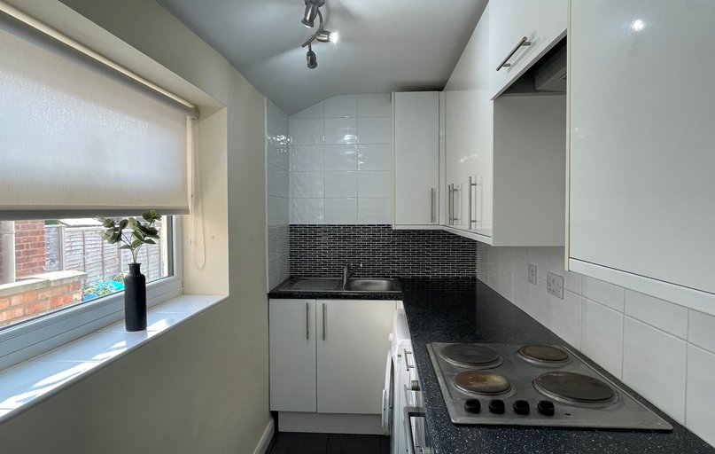 27 Wilson Street, Uphill, Lincoln - Image 1