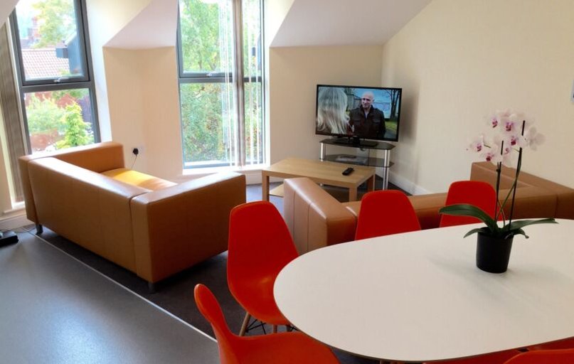 Longdales Lodge, Uphill, Lincoln - Image 1