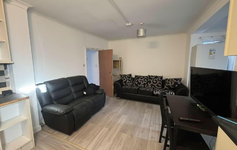 91 Beeston Road, Dunkirk, Nottingham - Image 1