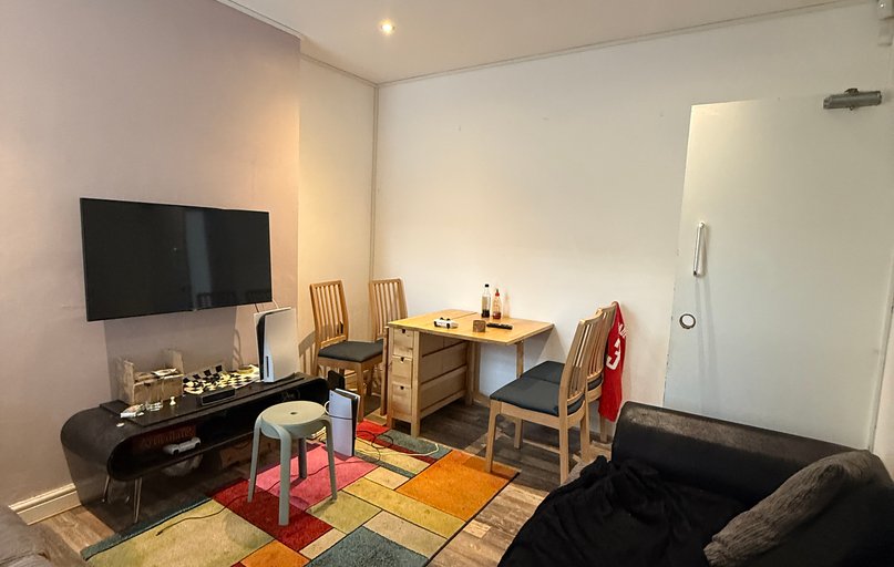 55 Teversal Avenue, Radford, Nottingham - Image 1