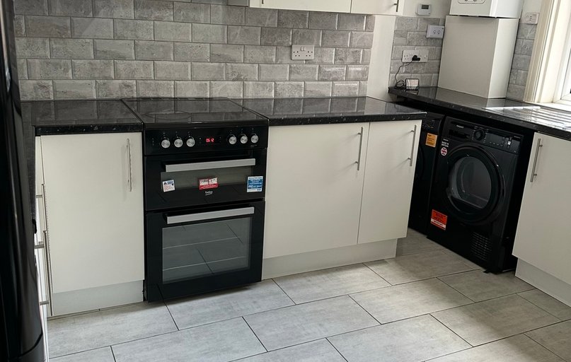 117 Ilkeston Road, Radford, Nottingham - Image 1