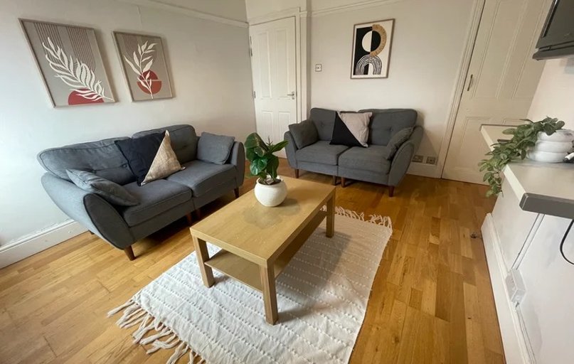 64 St. Nicholas Street, Uphill, Lincoln - Image 1