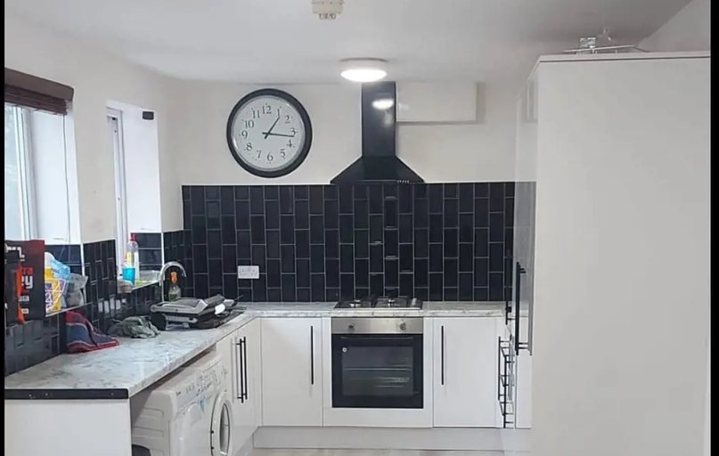 10 Arthur Avenue, Lenton, Nottingham - Image 1