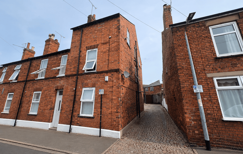 4 Bedford Street, West End, Lincoln - Image 1